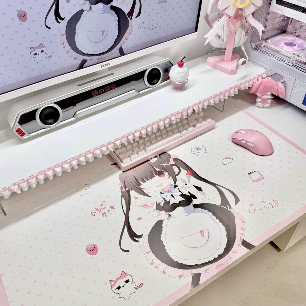 Leather Desk Pad - Niedliche Anime-Maid-Mädchen-Schreibtischunterlage aus PU-Leder, rosa gepunktete