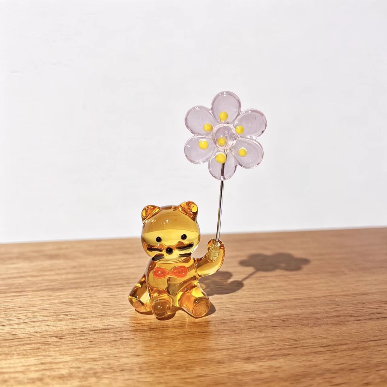 Japanischer Glas-Kätzchen-Brie – Paper Weight Crystal Bewertung und Preis